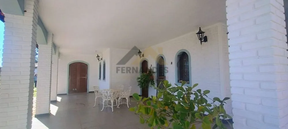 Chácara, 4 quartos, 2000 m² - Foto 1