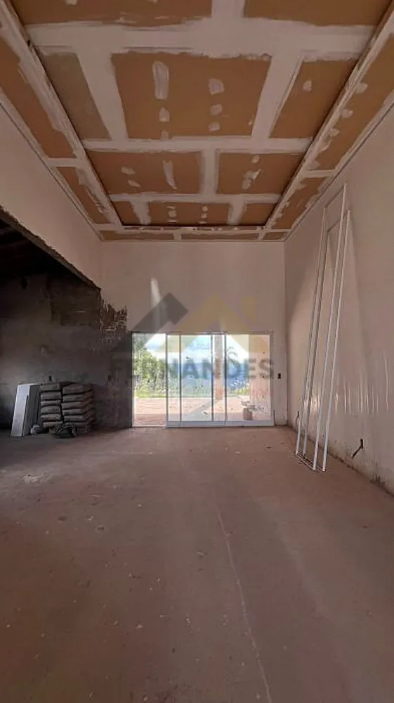 Chácara, 3 quartos, 1035 m² - Foto 5