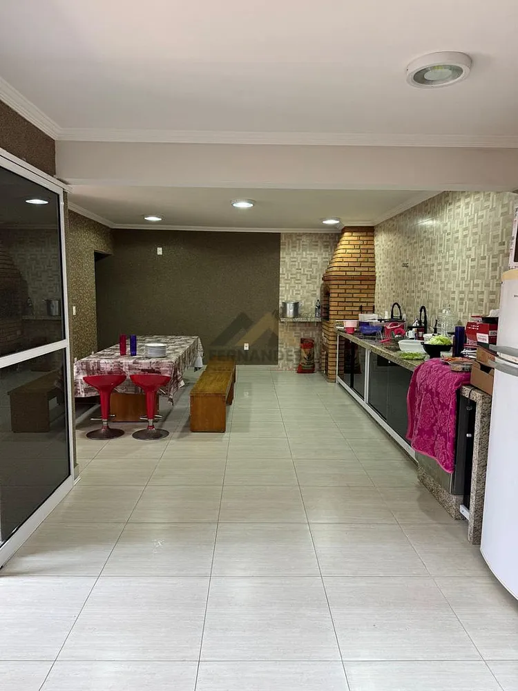Casa, 4 quartos, 286 m² - Foto 12