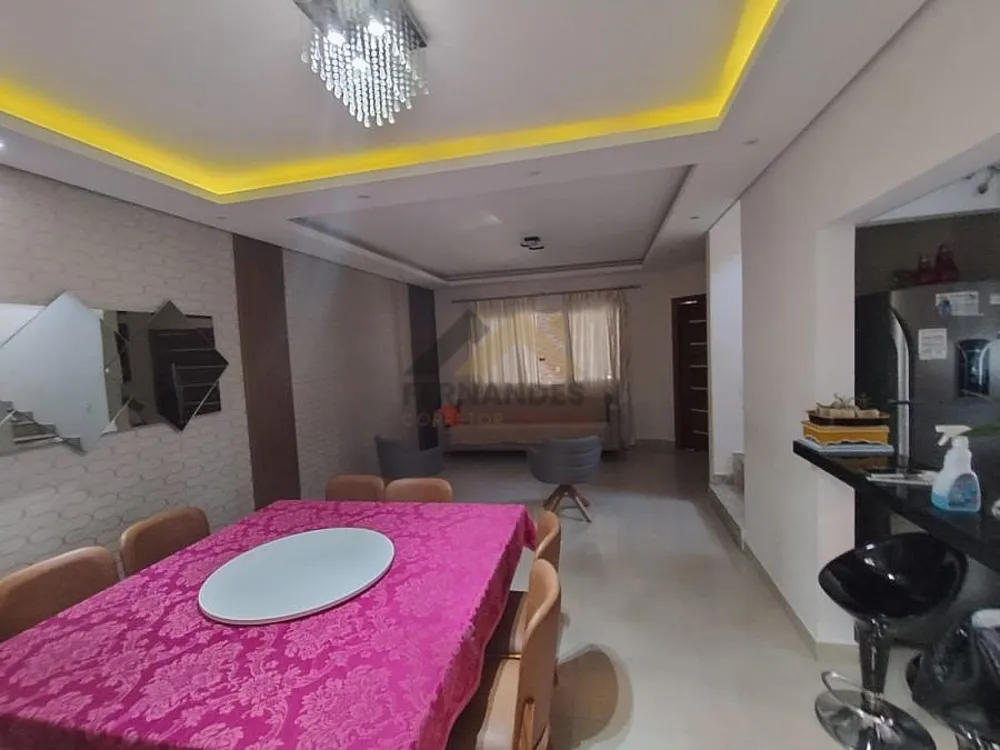 Casa, 4 quartos, 286 m² - Foto 1
