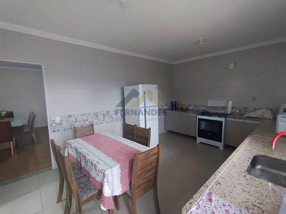 Casa, 4 quartos, 248 m² - Foto 5