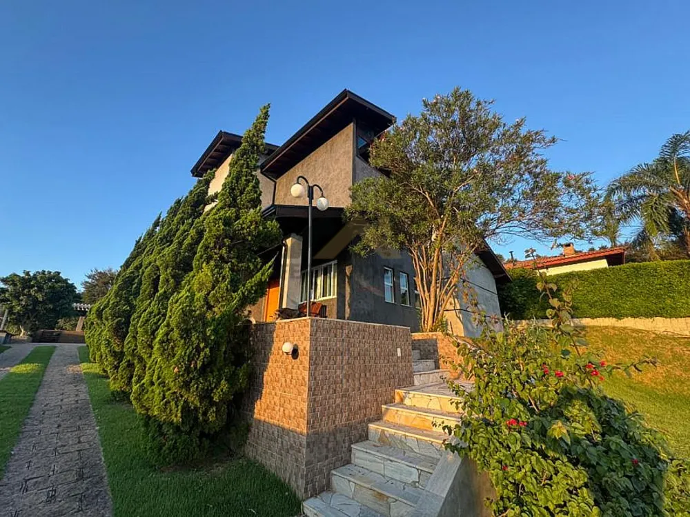 Chácara, 5 quartos, 1200 m² - Foto 1