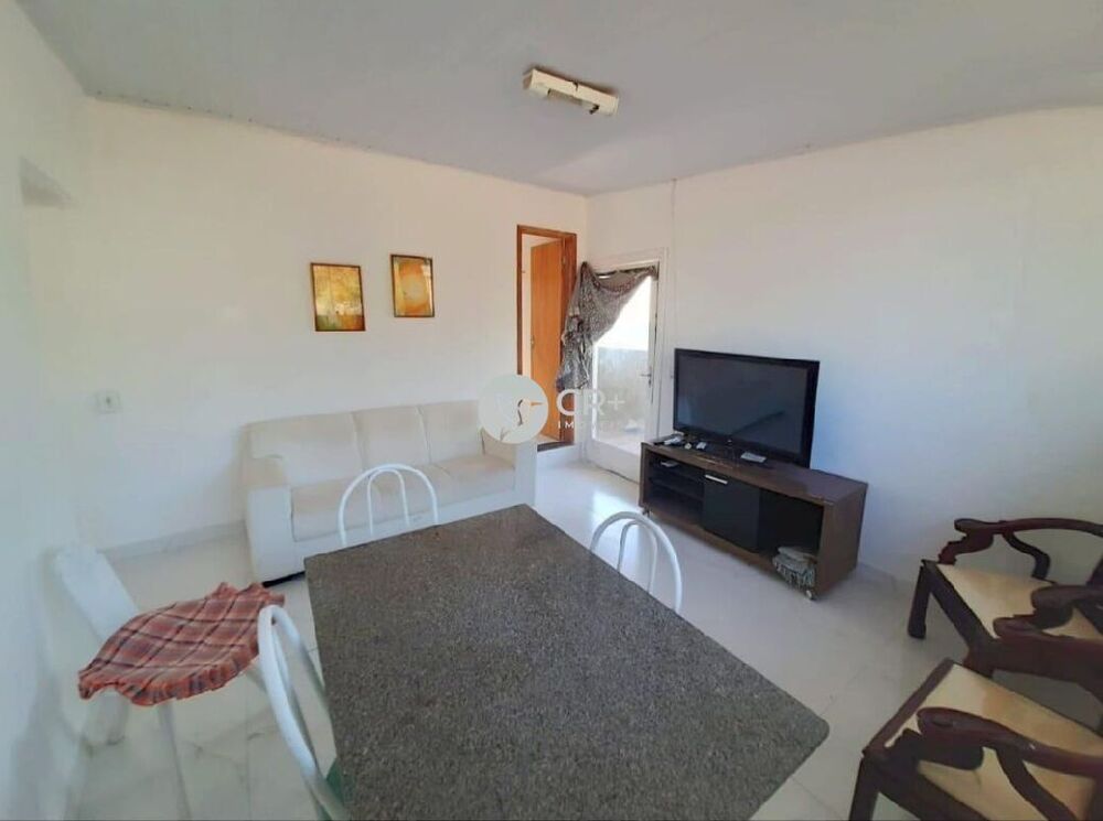 Casa, 5 quartos, 247 m² - Foto 1