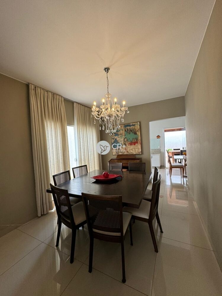 Casa, 3 quartos, 174 m² - Foto 2
