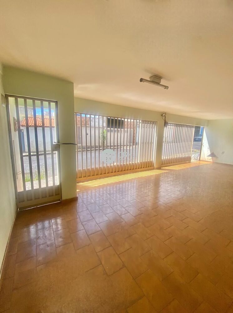 Casa, 2 quartos, 156 m² - Foto 2