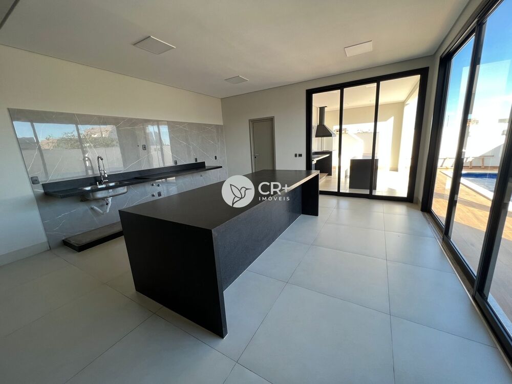 Casa, 3 quartos, 245 m² - Foto 35