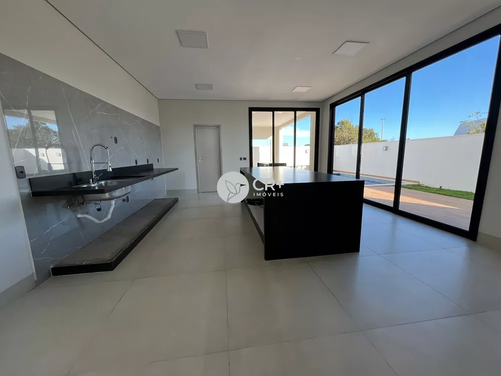 Casa, 3 quartos, 245 m² - Foto 13