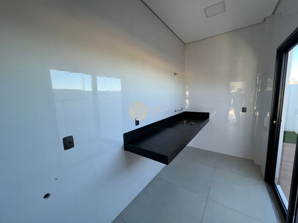 Casa, 3 quartos, 245 m² - Foto 38