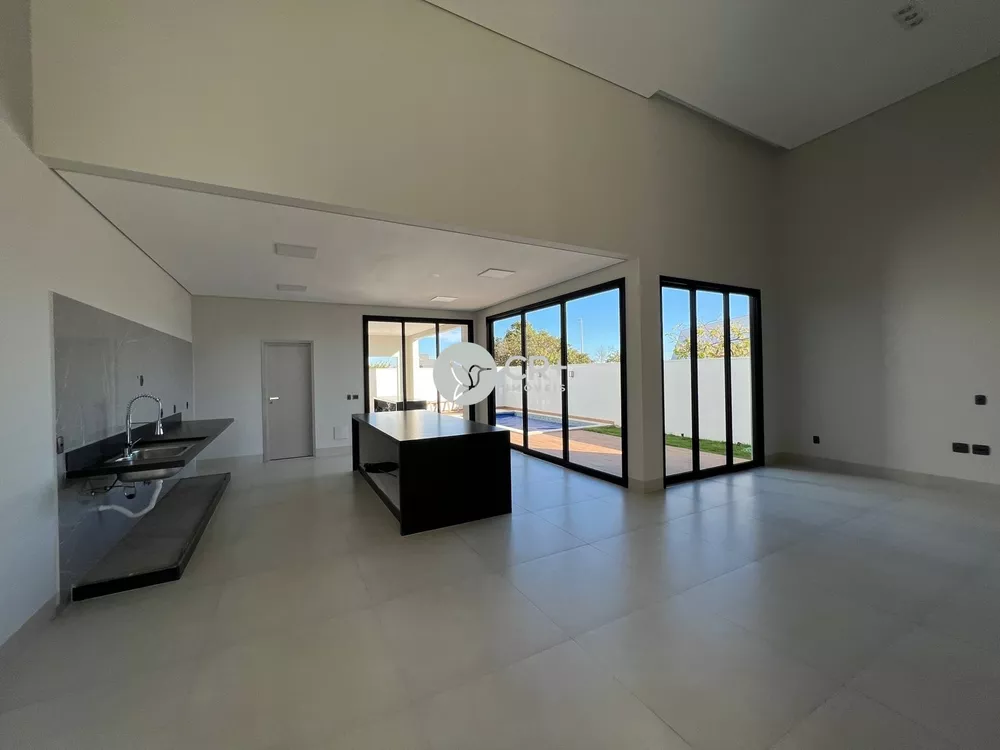 Casa, 3 quartos, 245 m² - Foto 10