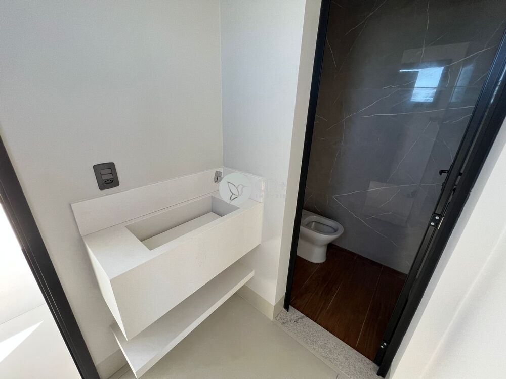 Casa, 3 quartos, 245 m² - Foto 36
