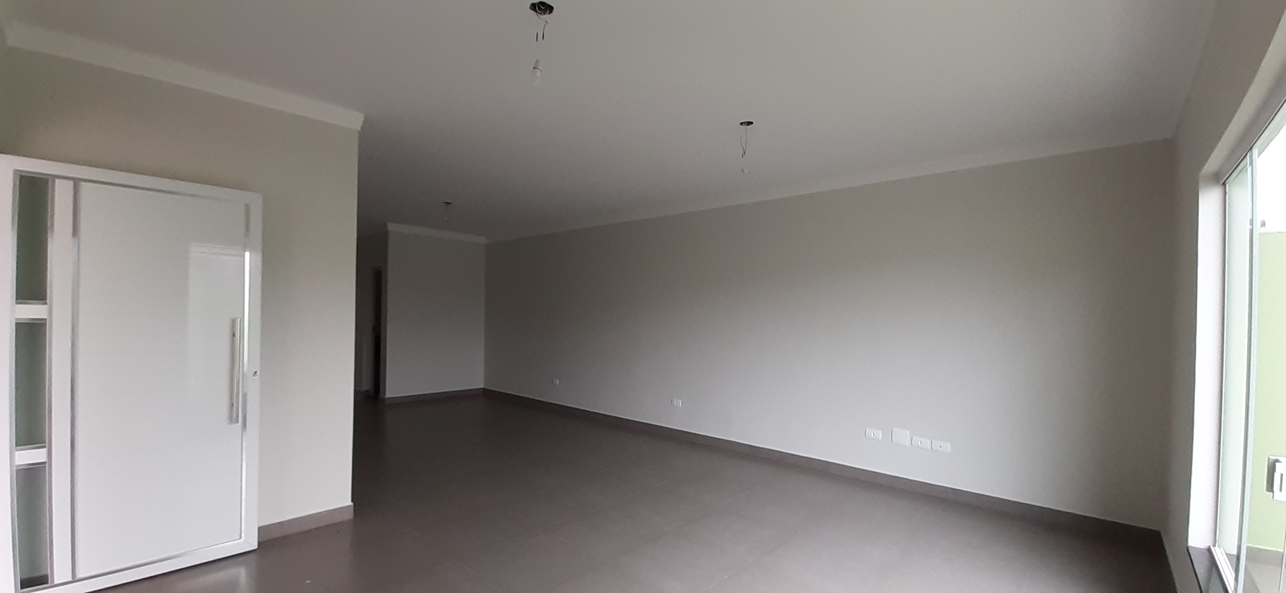 Casa à venda com 3 quartos, 240m² - Foto 3