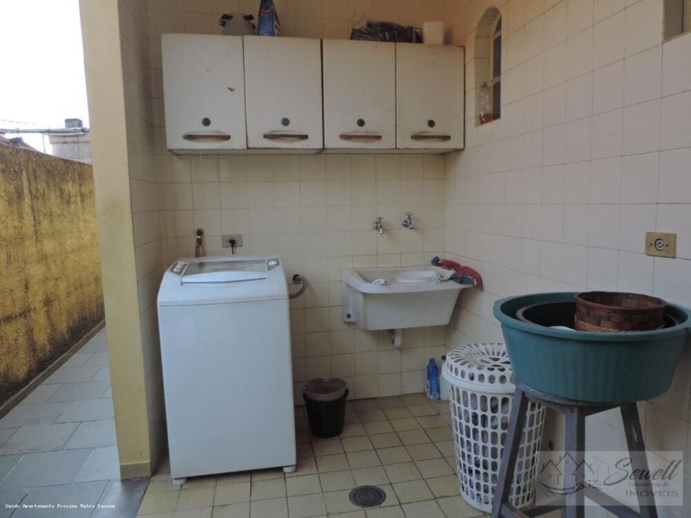 Casa à venda com 4 quartos, 270m² - Foto 8