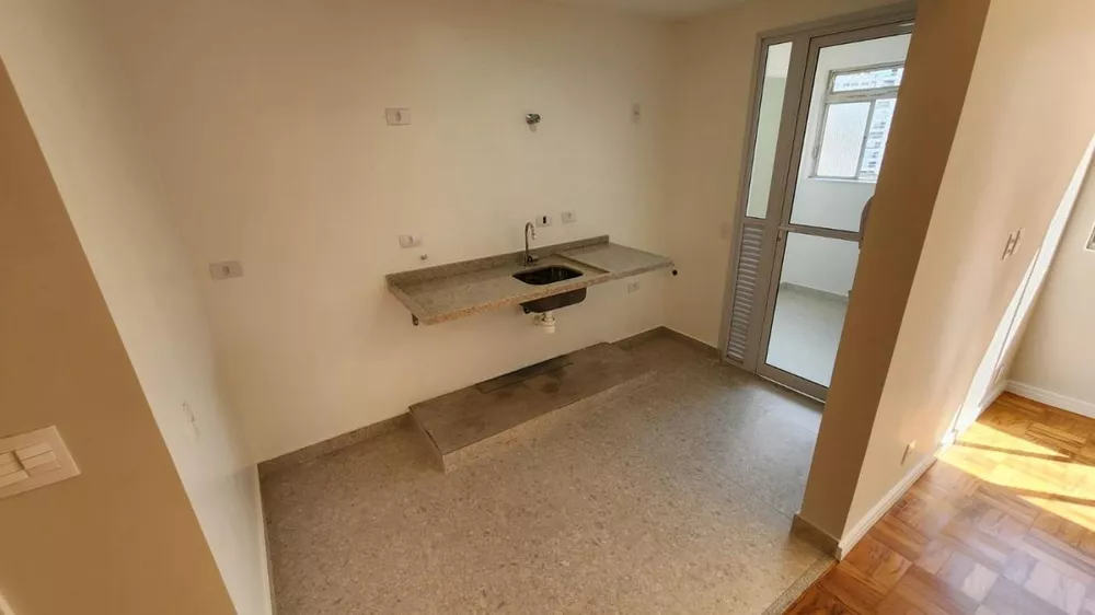 Apartamento à venda com 2 quartos, 67m² - Foto 4