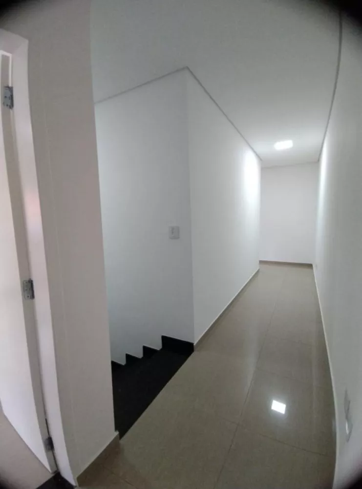 Casa para alugar com 3 quartos, 243m² - Foto 6