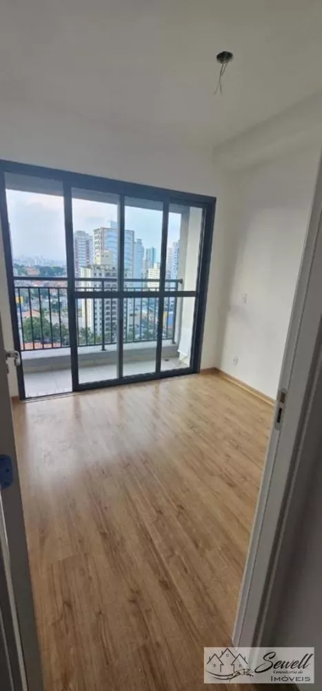 Apartamento à venda com 1 quarto, 33m² - Foto 2