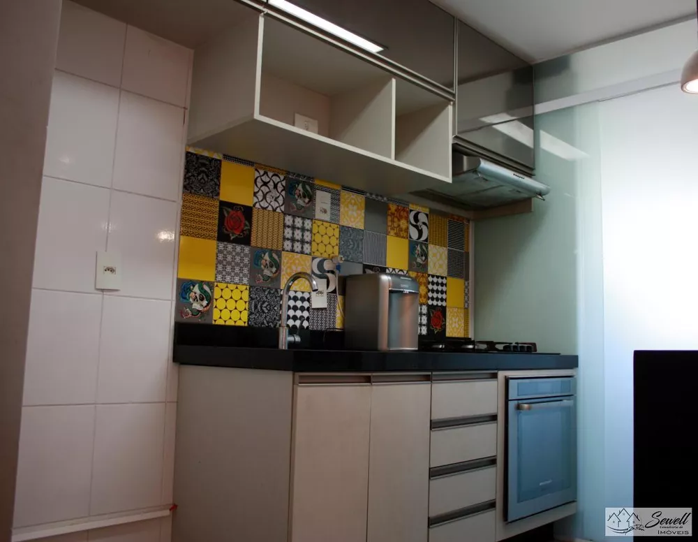 Apartamento à venda com 2 quartos, 65m² - Foto 3