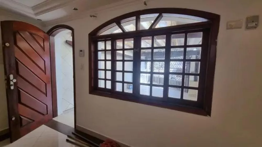 Sobrado à venda com 3 quartos, 108m² - Foto 4