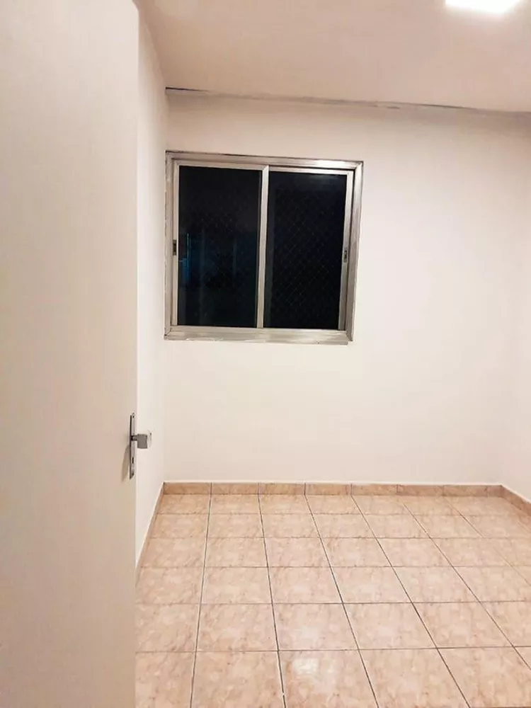 Apartamento para alugar com 3 quartos, 97m² - Foto 4