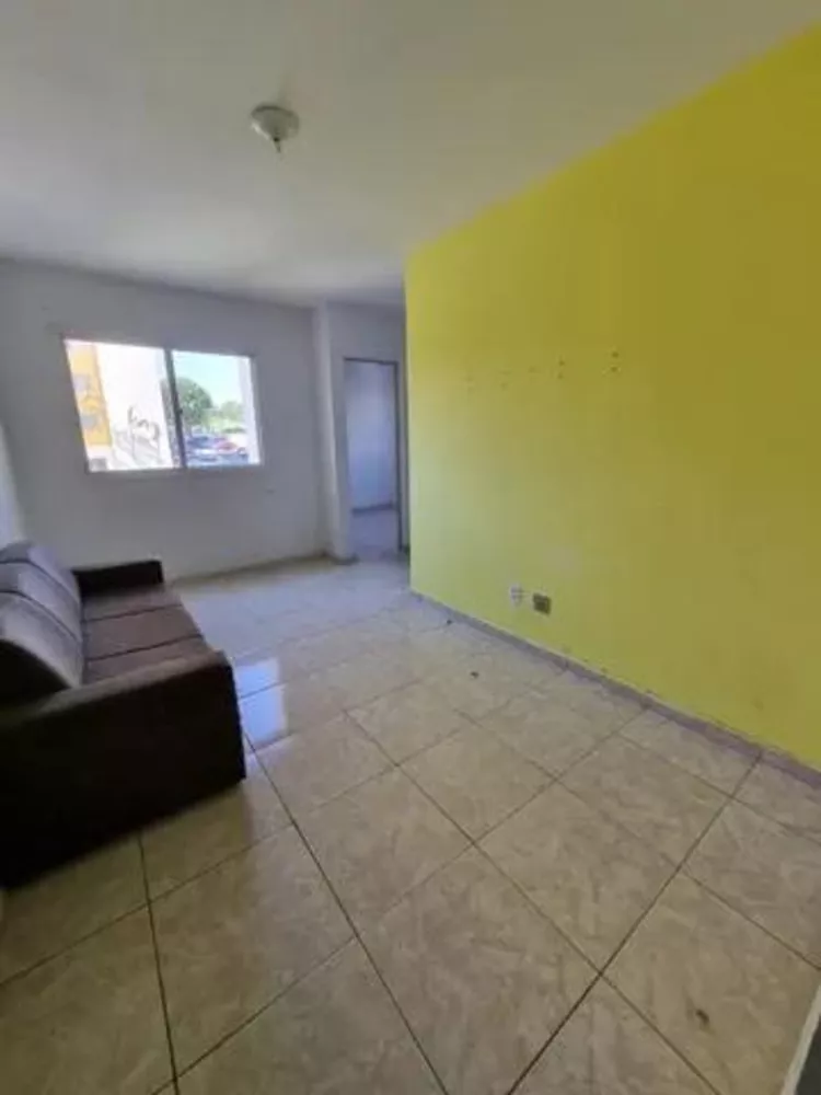 Apartamento à venda com 2 quartos, 49m² - Foto 2