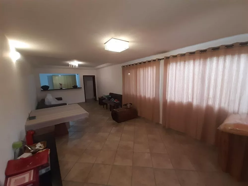 Sobrado à venda com 3 quartos, 270m² - Foto 4