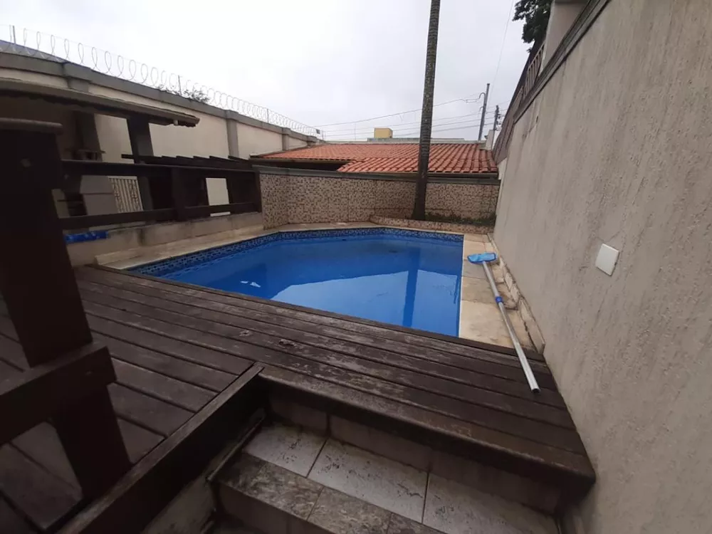 Sobrado à venda com 3 quartos, 270m² - Foto 2