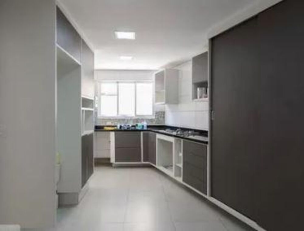 Casa à venda com 3 quartos, 230m² - Foto 5
