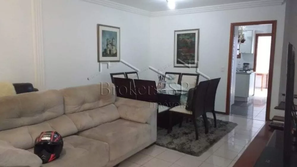 Casa à venda com 3 quartos, 160m² - Foto 2