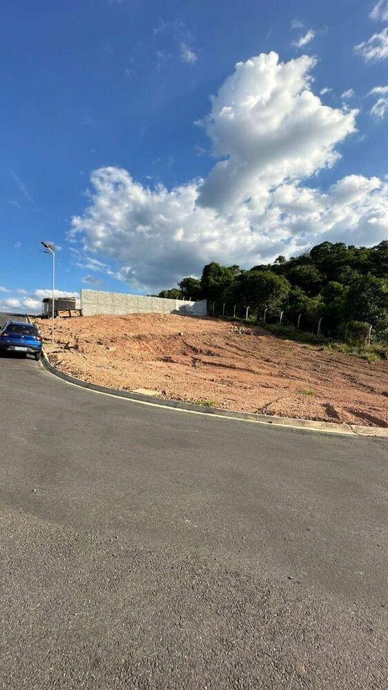Loteamento e Condomínio, 300 m² - Foto 1