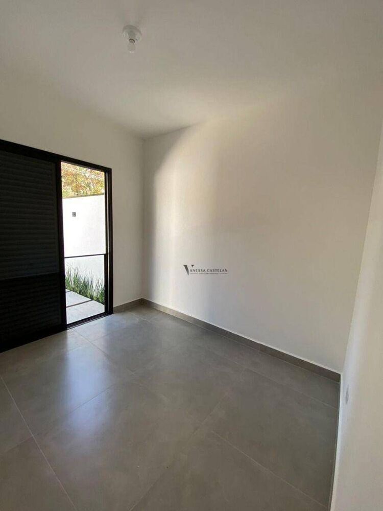 Casa à venda com 3 quartos, 136m² - Foto 11