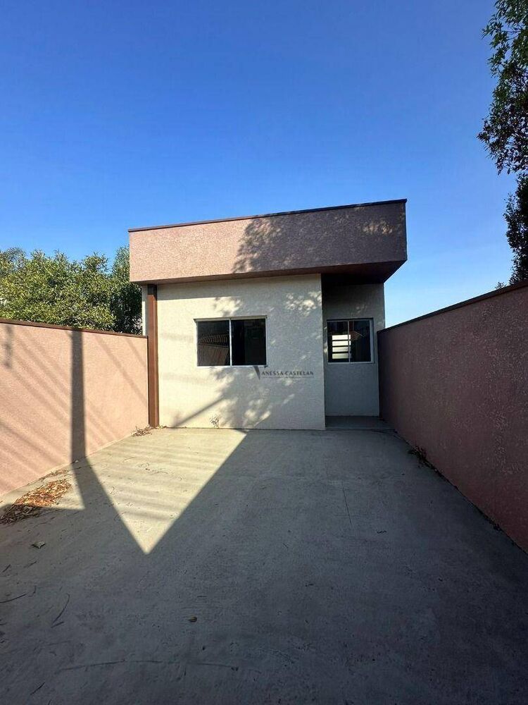 Casa, 2 quartos, 62 m² - Foto 1