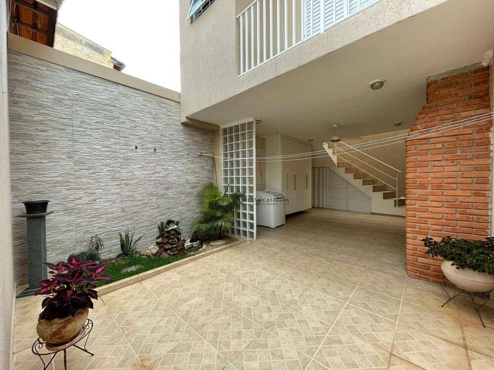 Casa, 2 quartos, 170 m² - Foto 1