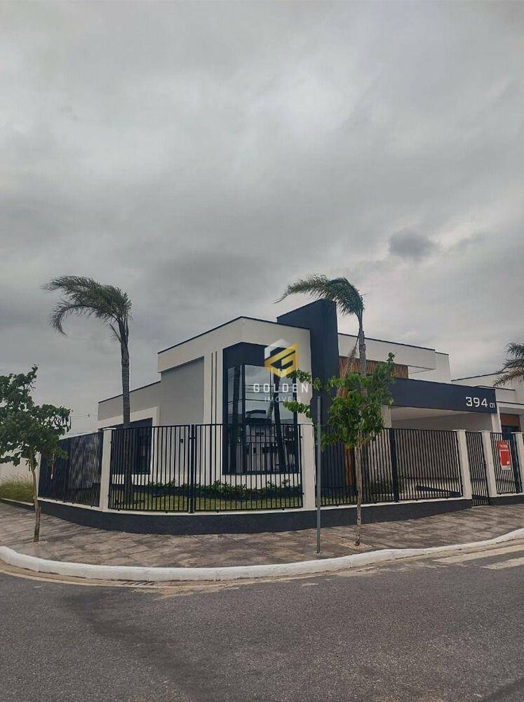 Casa, 3 quartos, 130 m² - Foto 1