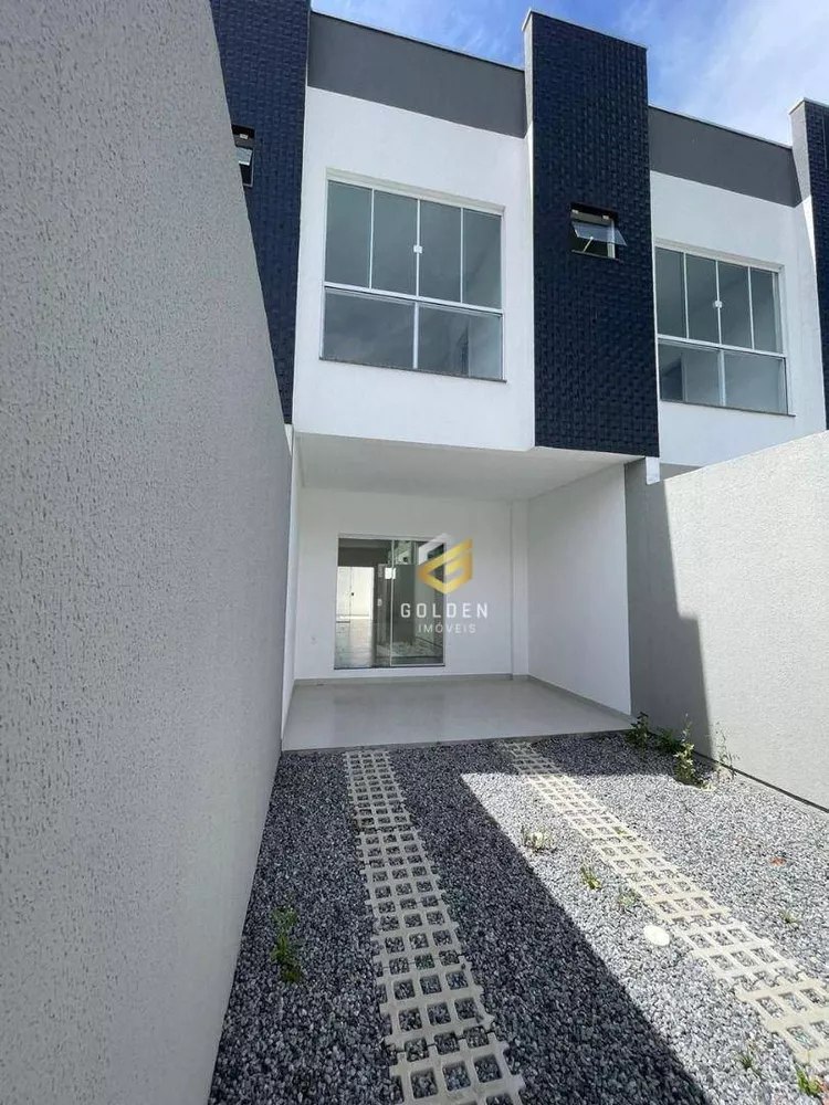 Casa à venda com 3 quartos, 110m² - Foto 2