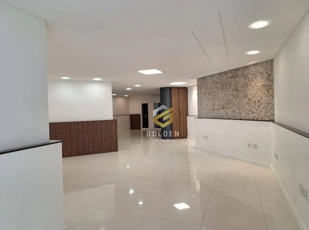 Sala-Conjunto, 220 m² - Foto 1