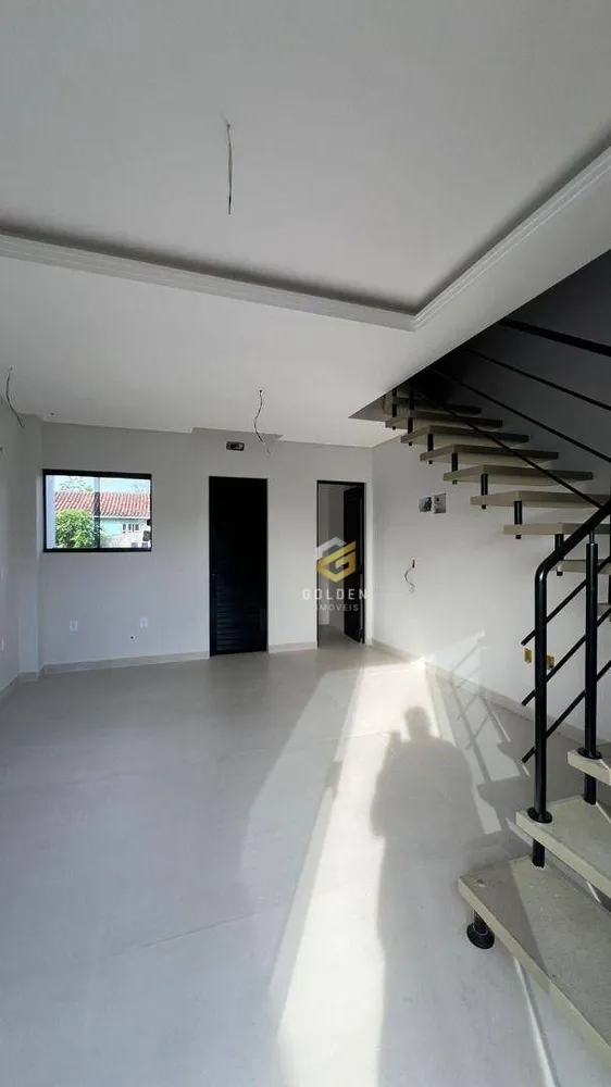 Sobrado, 2 quartos, 56 m² - Foto 2