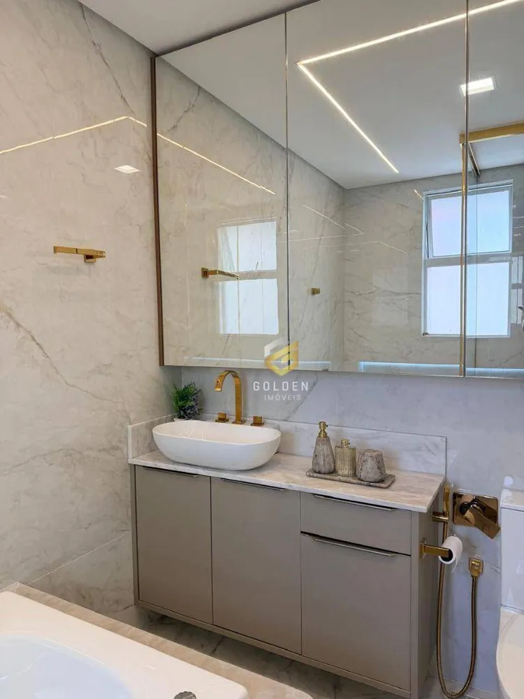 Apartamento, 3 quartos, 154 m² - Foto 1