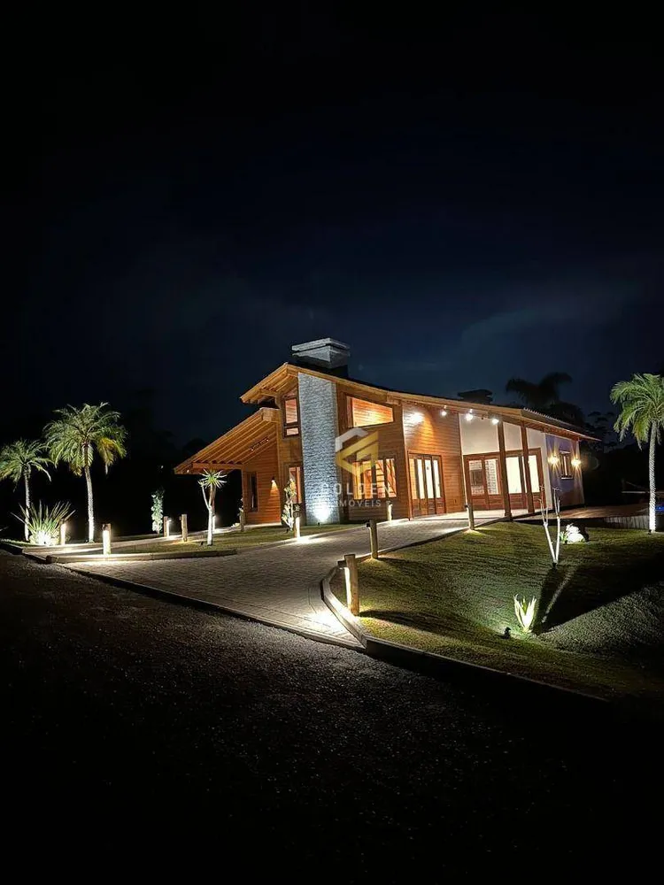 Sítio, 2 quartos, 1300 m² - Foto 1