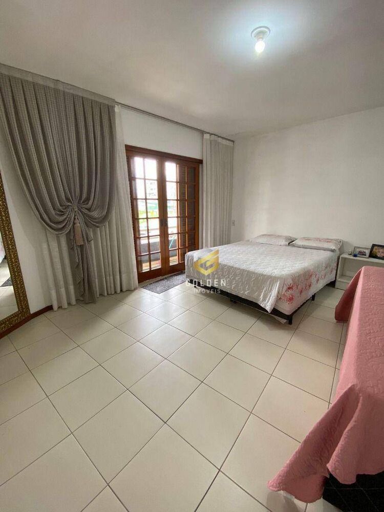 Casa para alugar com 2 quartos, 150m² - Foto 2
