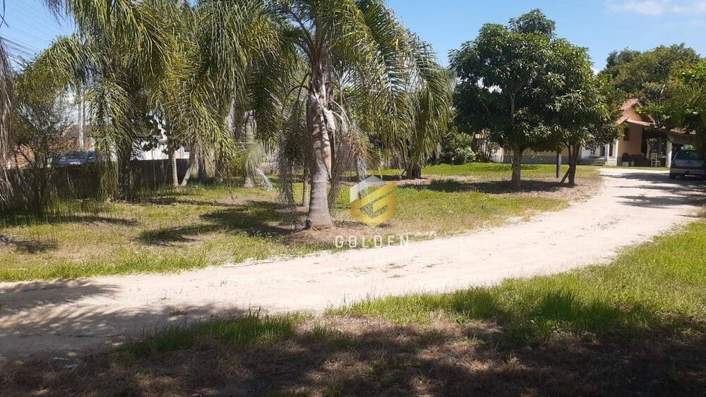 Terreno à venda com 2 quartos, 100m² - Foto 2