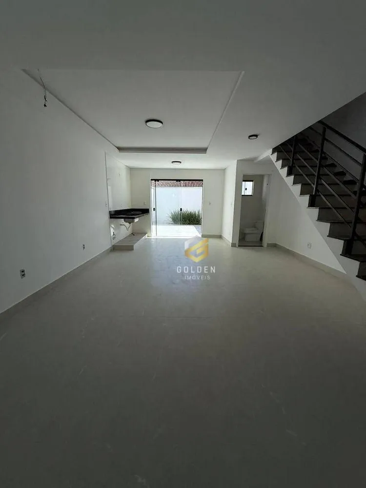 Sobrado, 3 quartos, 101 m² - Foto 1
