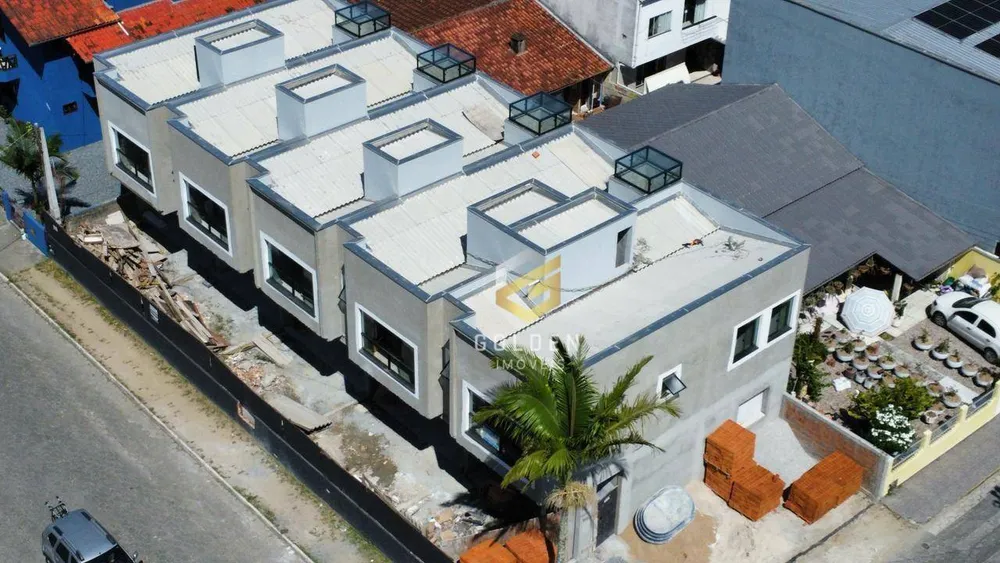 Sobrado, 3 quartos, 95 m² - Foto 1
