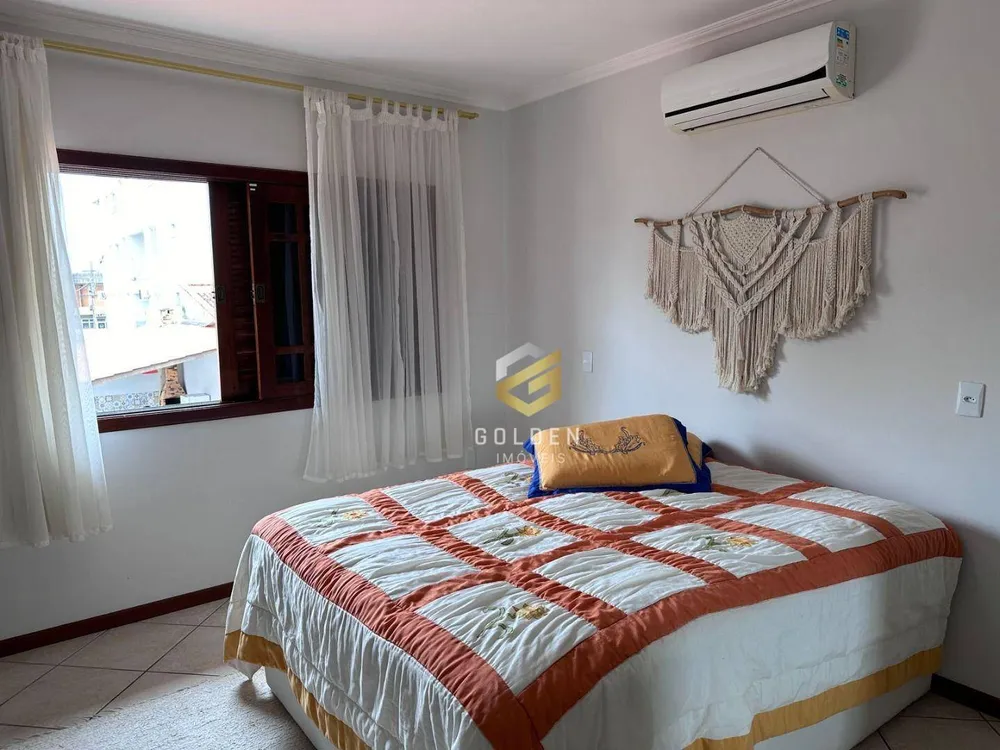 Sobrado, 4 quartos, 190 m² - Foto 1