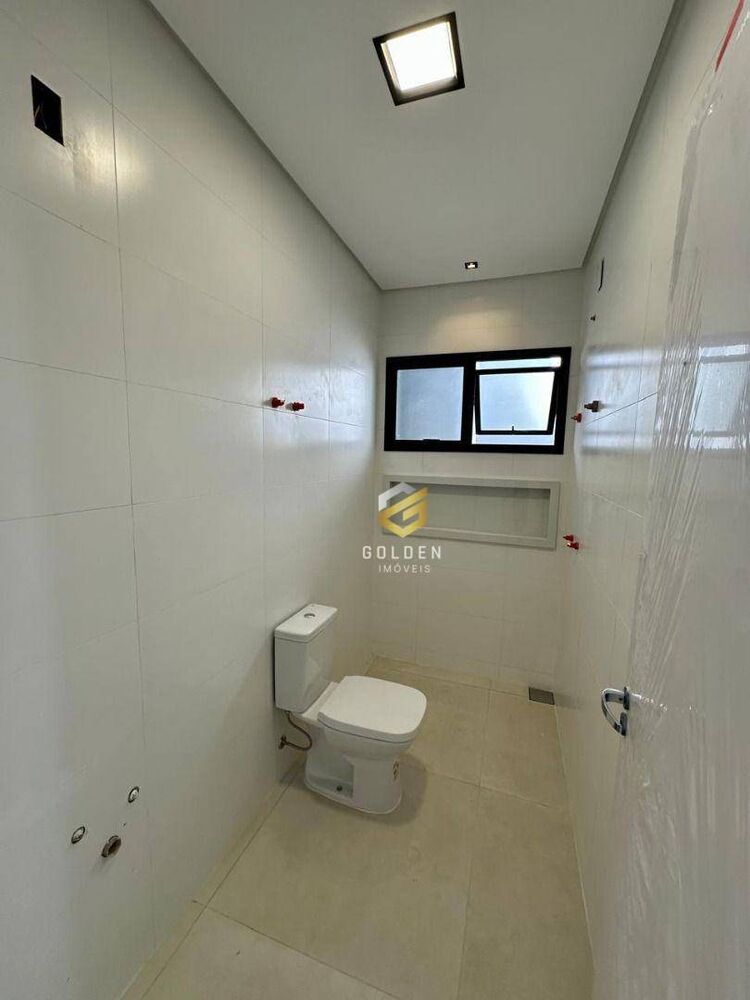 Casa, 4 quartos, 166 m² - Foto 2