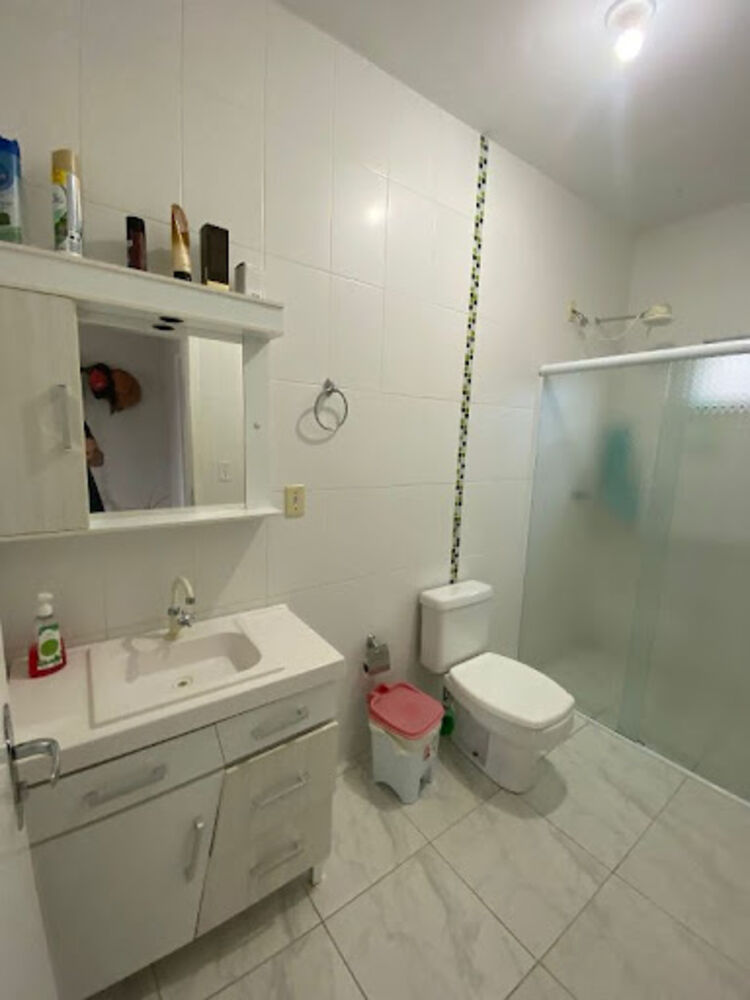 Casa, 5 quartos, 240 m² - Foto 1