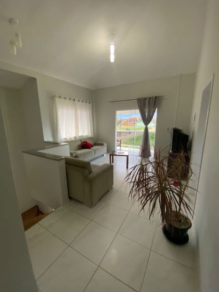 Casa, 5 quartos, 240 m² - Foto 2