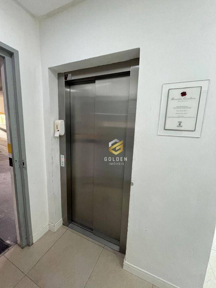 Apartamento à venda com 2 quartos, 69m² - Foto 4
