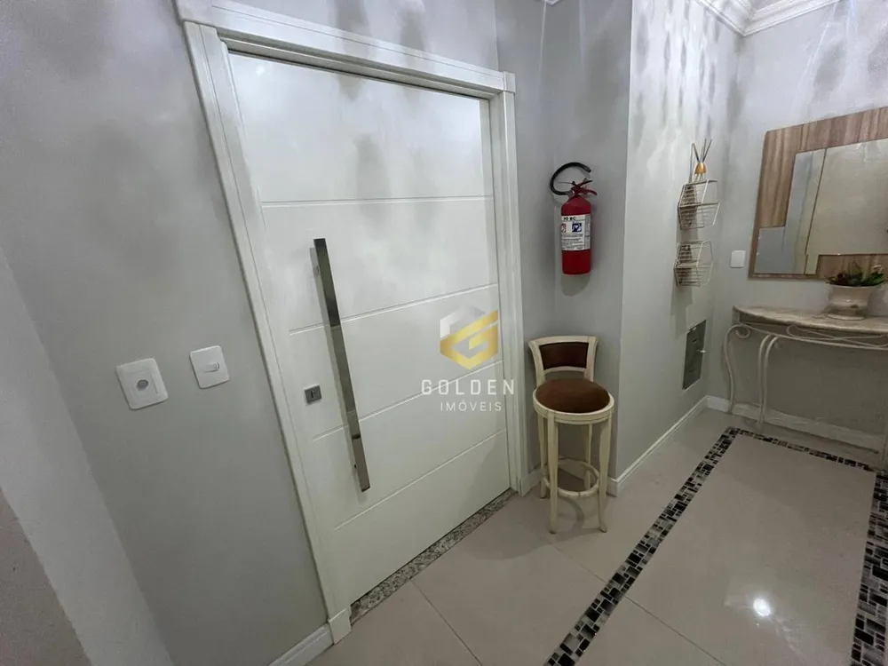 Apartamento, 4 quartos, 246 m² - Foto 1