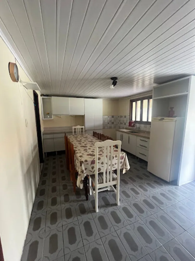 Casa, 4 quartos, 300 m² - Foto 1