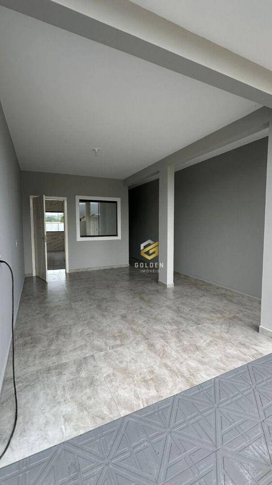 Casa à venda com 2 quartos, 65m² - Foto 2