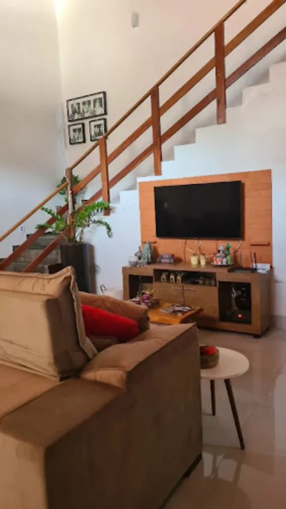 Casa à venda com 2 quartos, 160m² - Foto 7